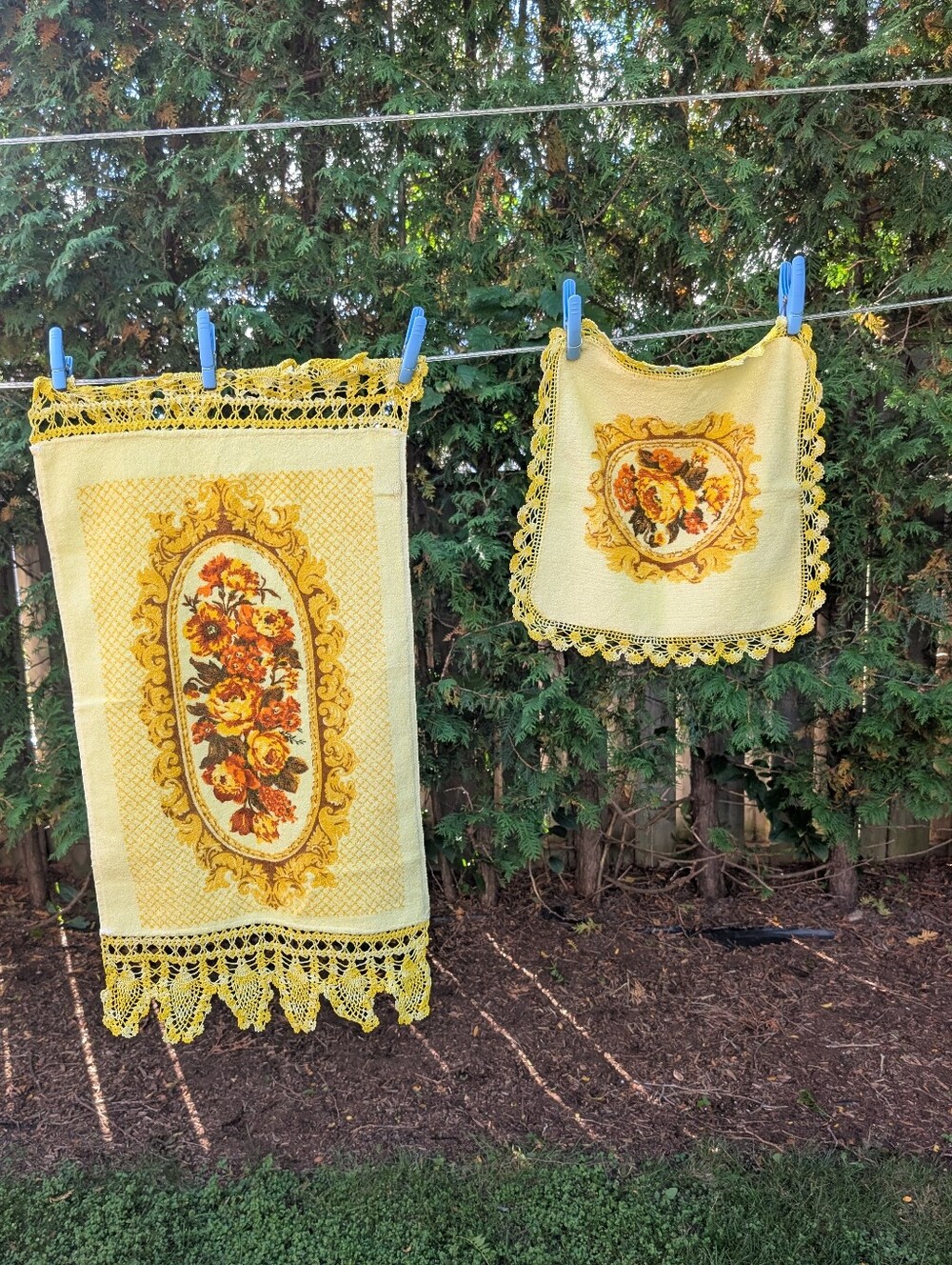 Vintage Caldwell Crochet Floral Yellow Orange Cotton Bath Towel Set Lot Of 2